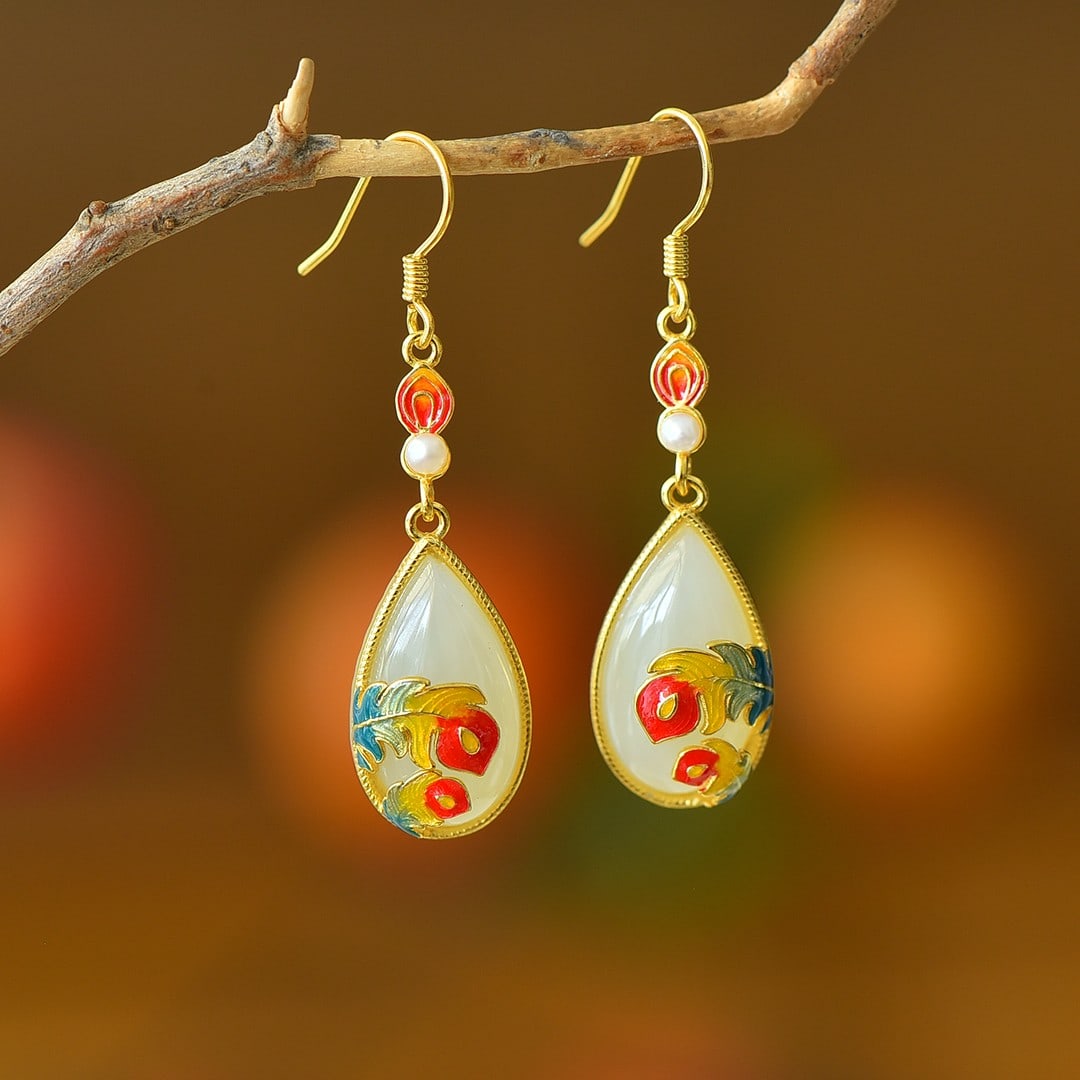 A Pair of Exquisite Sterling Silver-Gold Plated Inlaid White Jade Earrings: A Pair of Exquisite Sterling Silver-Gold Plated Inlaid White Jade Earrings,Size:0.4inx0.7in 一对纯银镀金镶白玉耳环