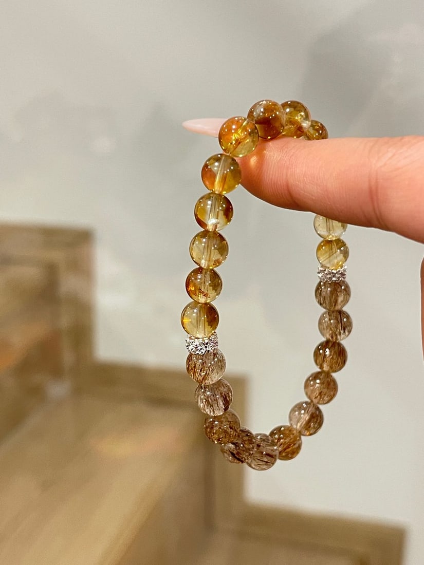 An Exquisite Crystal Bracelet - 14