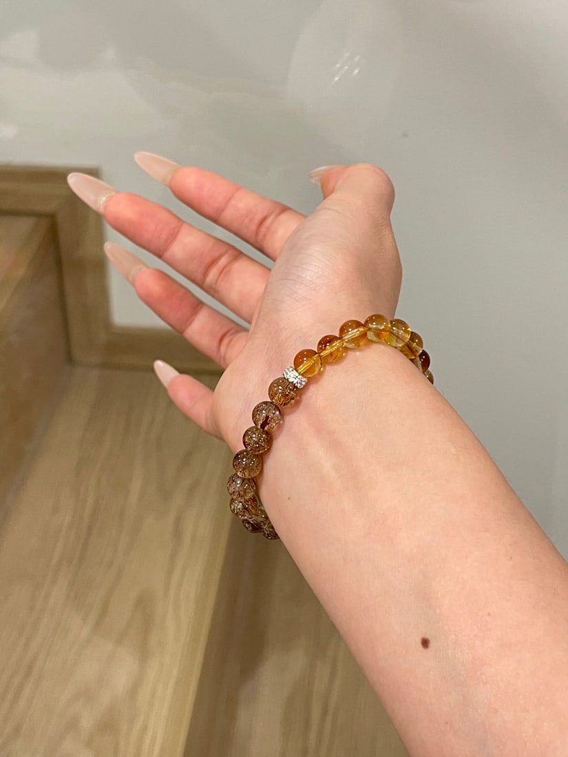 An Exquisite Crystal Bracelet - 15