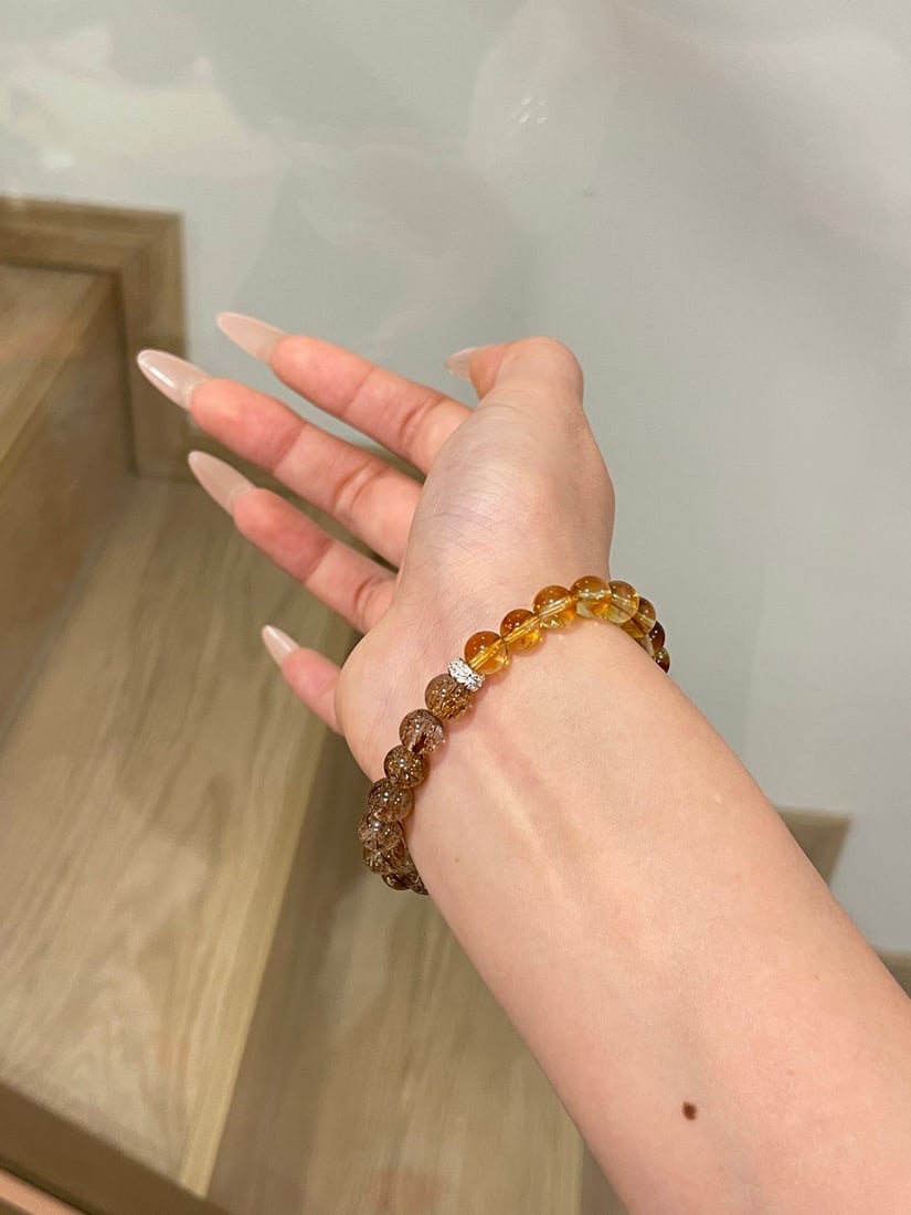 An Exquisite Crystal Bracelet - 16