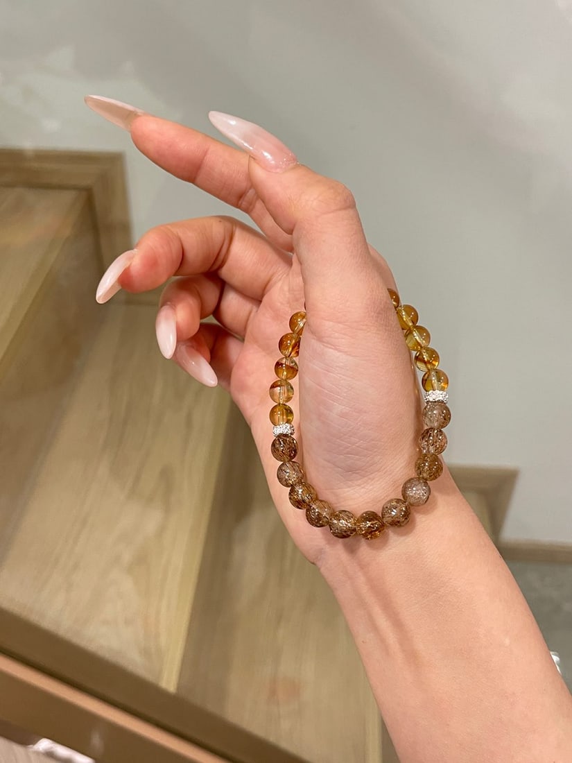 An Exquisite Crystal Bracelet - 6