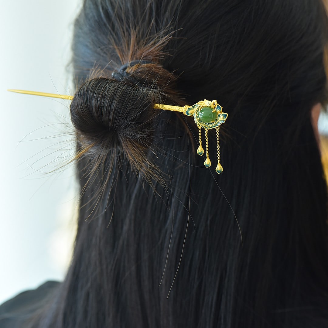 An Exquisite Sterling Silver-Gold Plated Inlaid Jasper Hairpin: An Exquisite Sterling Silver-Gold Plated Inlaid Jasper Hairpin,Size:0.4inx12,mm 纯银镀金镶碧玉发簪