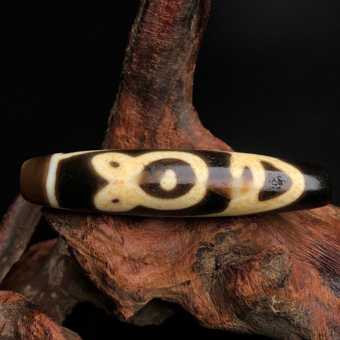 An Exquisite Dzi Bead Pendant - 5