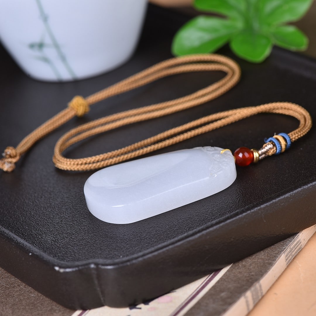 An Exquisite White Jade Pendant - 4