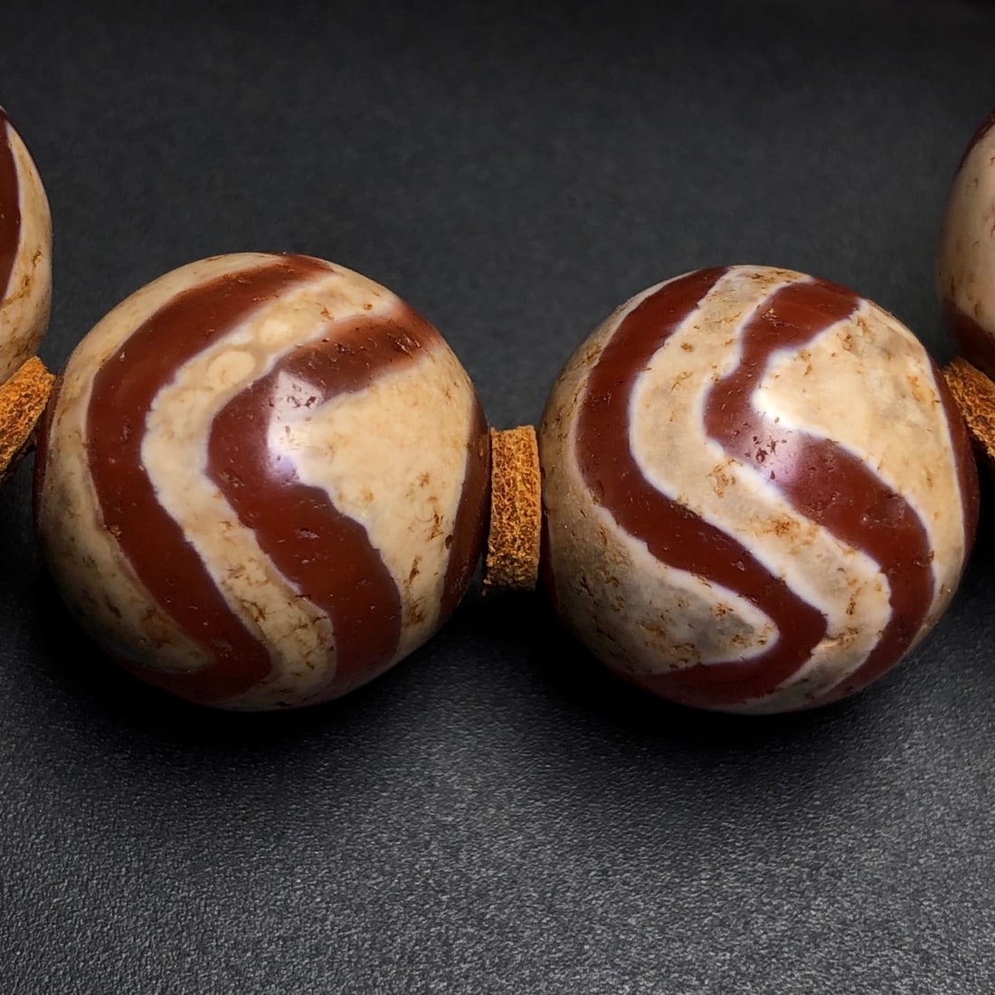A Precious Dzi Bead Bracelets - 9