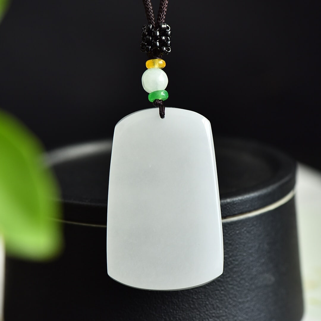 An Exquisite White Jade Auspicious Beast Pattern Pendant - 2