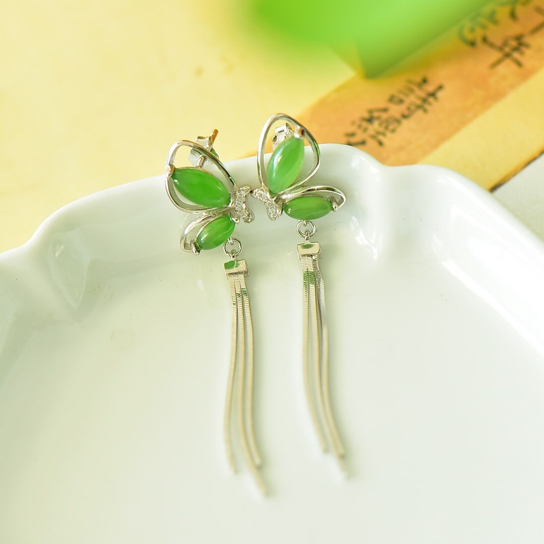 A Pair of Exquisite Sterling Silver Inlaid Jasper Earrings,Inlaid Diamond: A Pair of Exquisite Sterling Silver Inlaid Jasper Earrings,Inlaid Diamond,Size:0.4inx2.1in 一对纯银镶碧玉耳环,嵌钻石