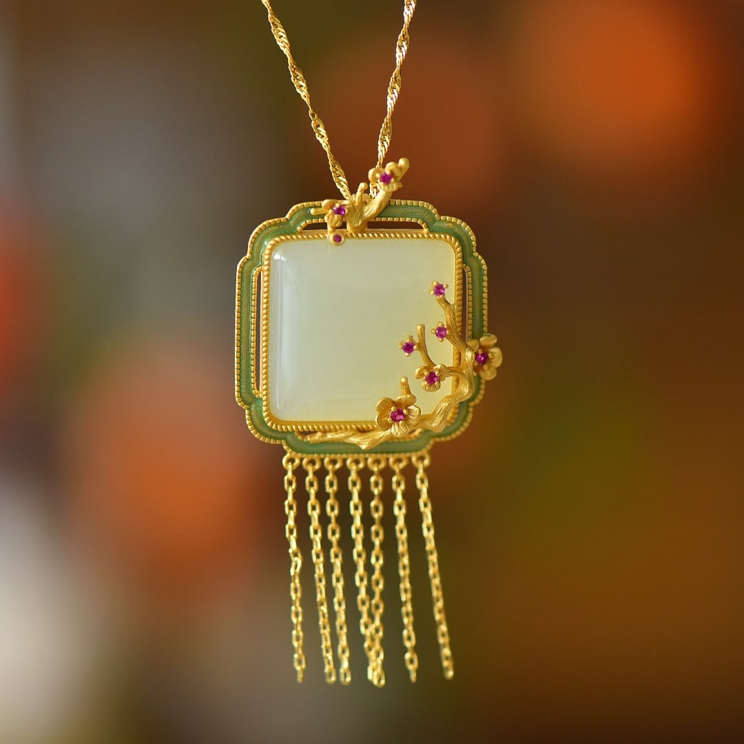A Set of Fine Sterling Silver-Gold Plated Inlaid White Jade Enamel Jewelrys: A Set of Fine Sterling Silver-Gold Plated Inlaid White Jade Enamel Jewelrys 一套纯银镀金镶白玉珐琅首饰