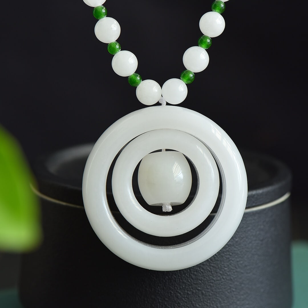 An Exquisite White Jade Pendant - 2