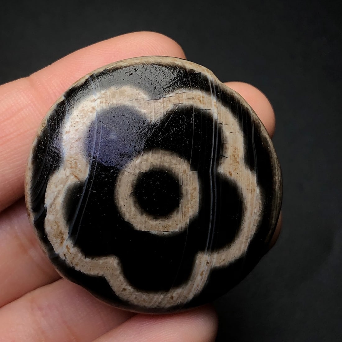An Exquisite Dzi Bead Pendant - 4