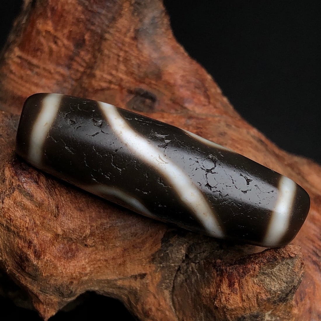 An Exquisite Dzi Bead Pendant - 6