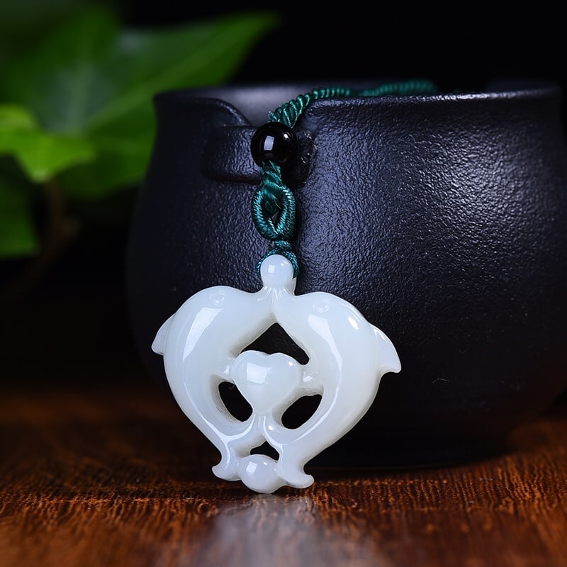 An Exquisite White Jade Dolphin Pendant: An Exquisite White Jade Dolphin Pendant,Size:1.3inx1.2in 白玉海豚挂件