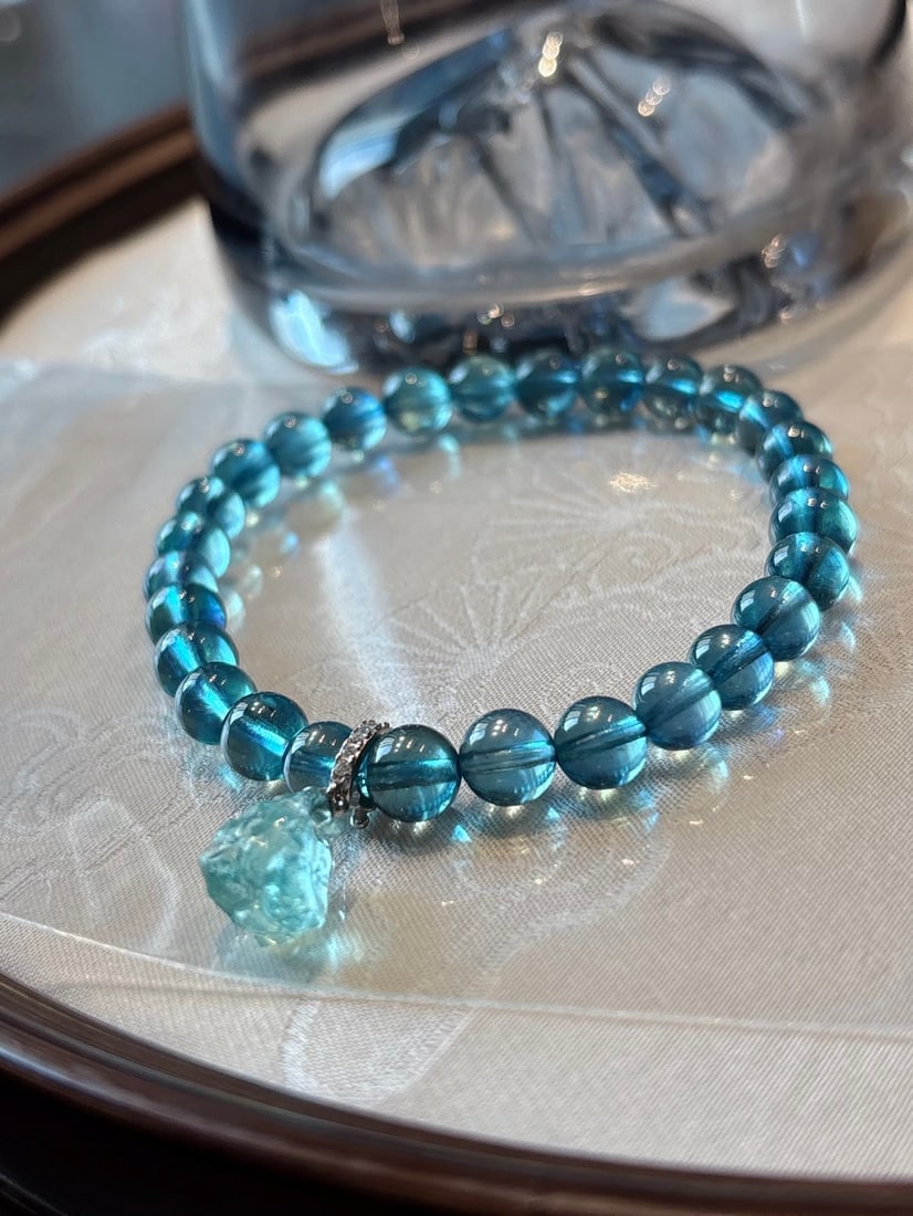 An Exquisite Aquamarine Bracelets - 2