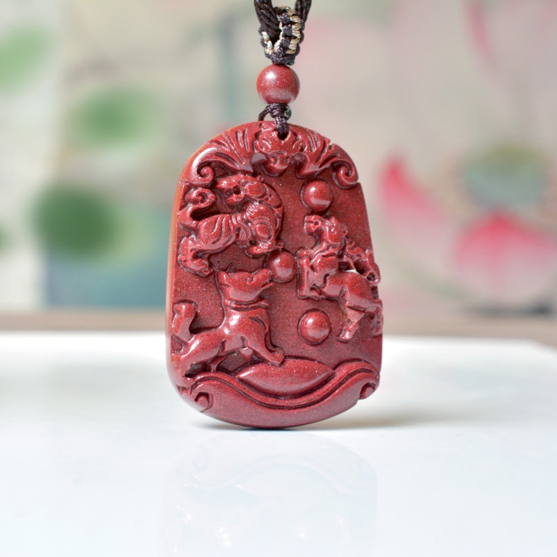 An Exquisite Cinnabar Animal Pattern Pendant - 3