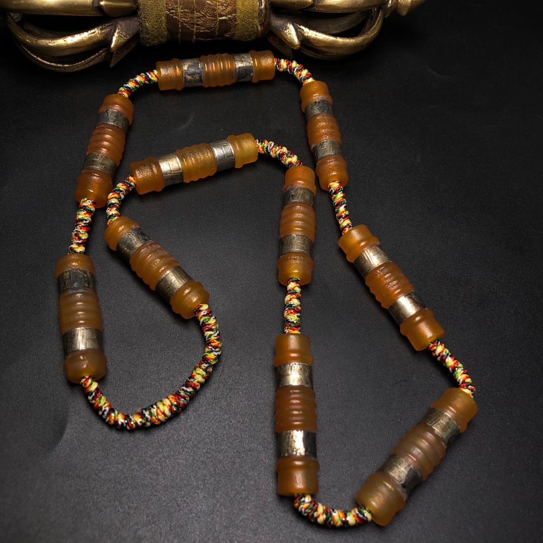 A Precious Agate Necklace - 2