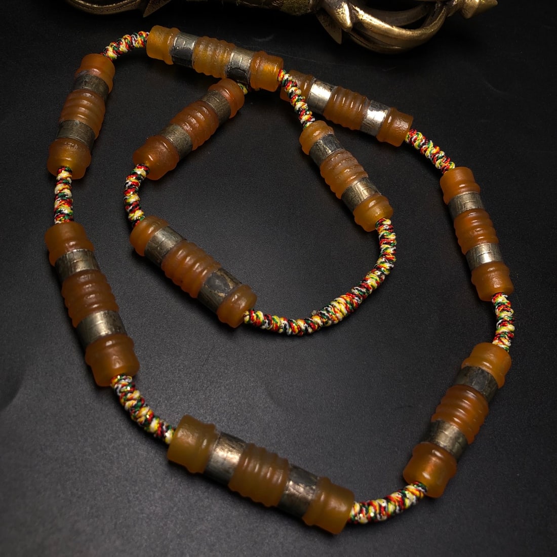 A Precious Agate Necklace - 5