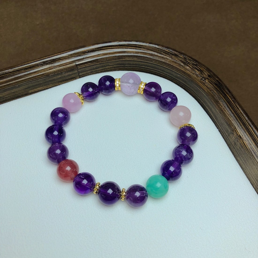 An Exquisite Crystal Bracelet: An Exquisite Crystal Bracelet,Size:0.4in,Weight:24.2g 水晶手串