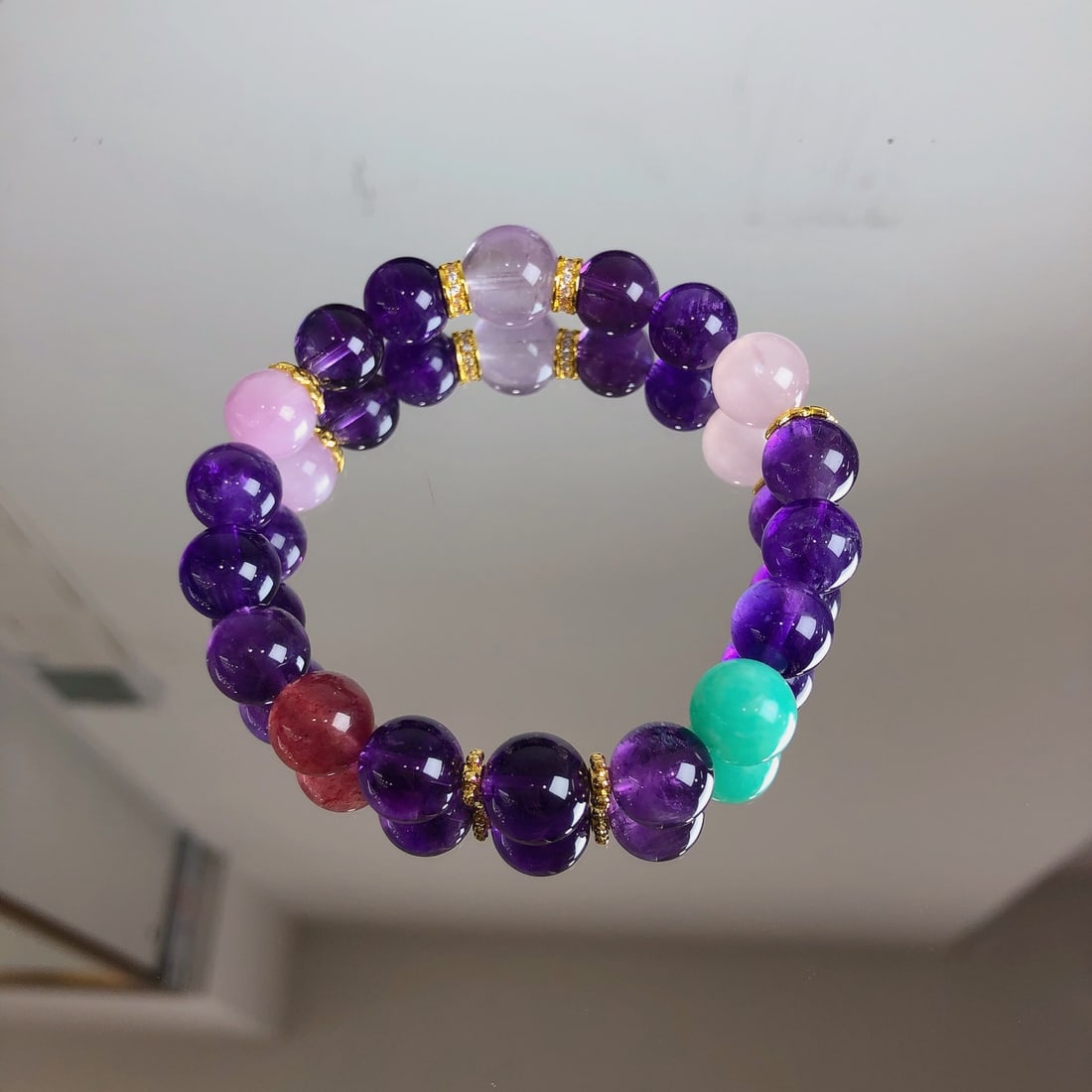 An Exquisite Crystal Bracelet - 2
