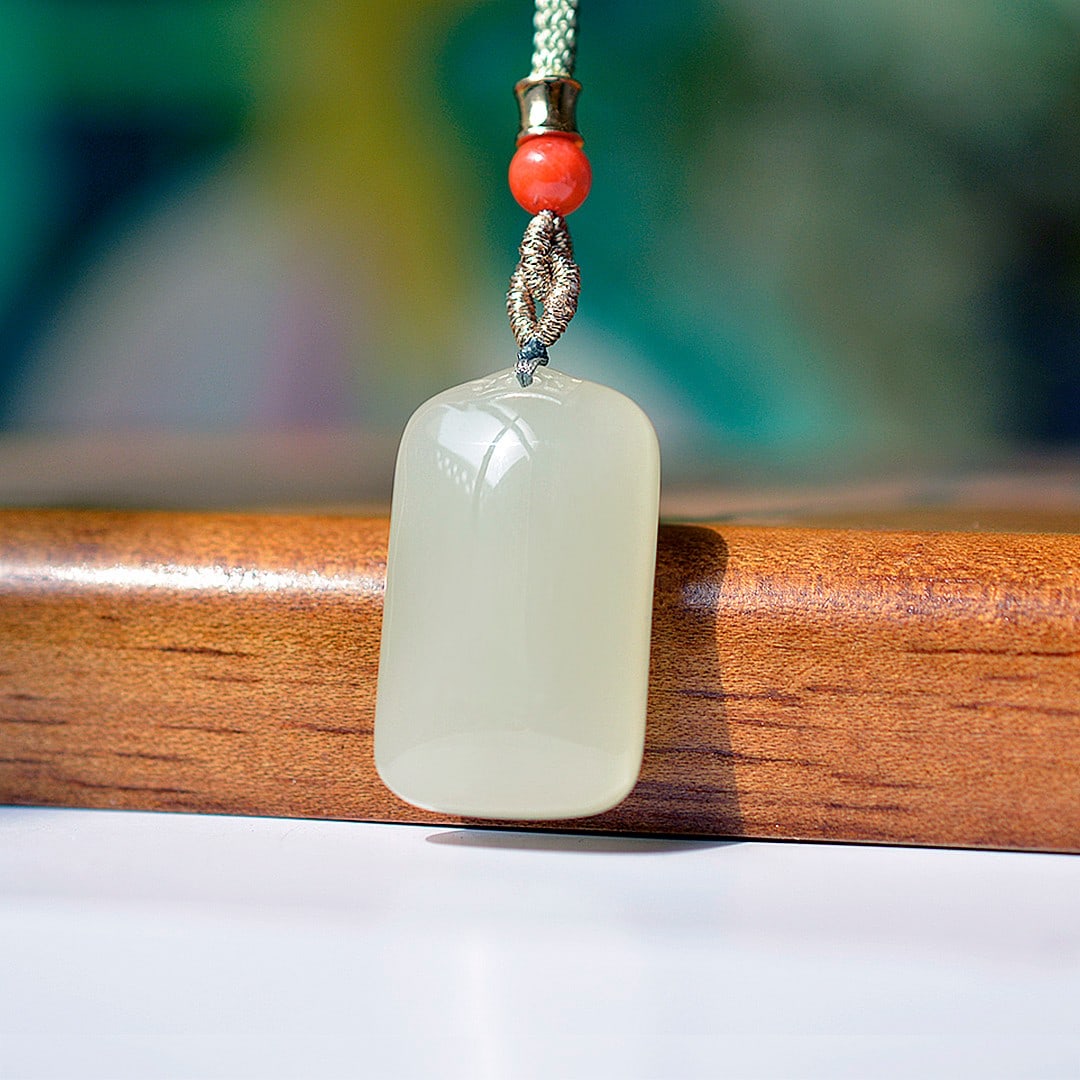 An Exquisite White Jade Pendant - 3
