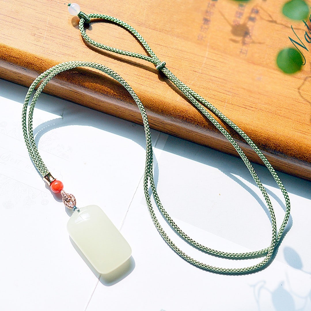 An Exquisite White Jade Pendant - 5