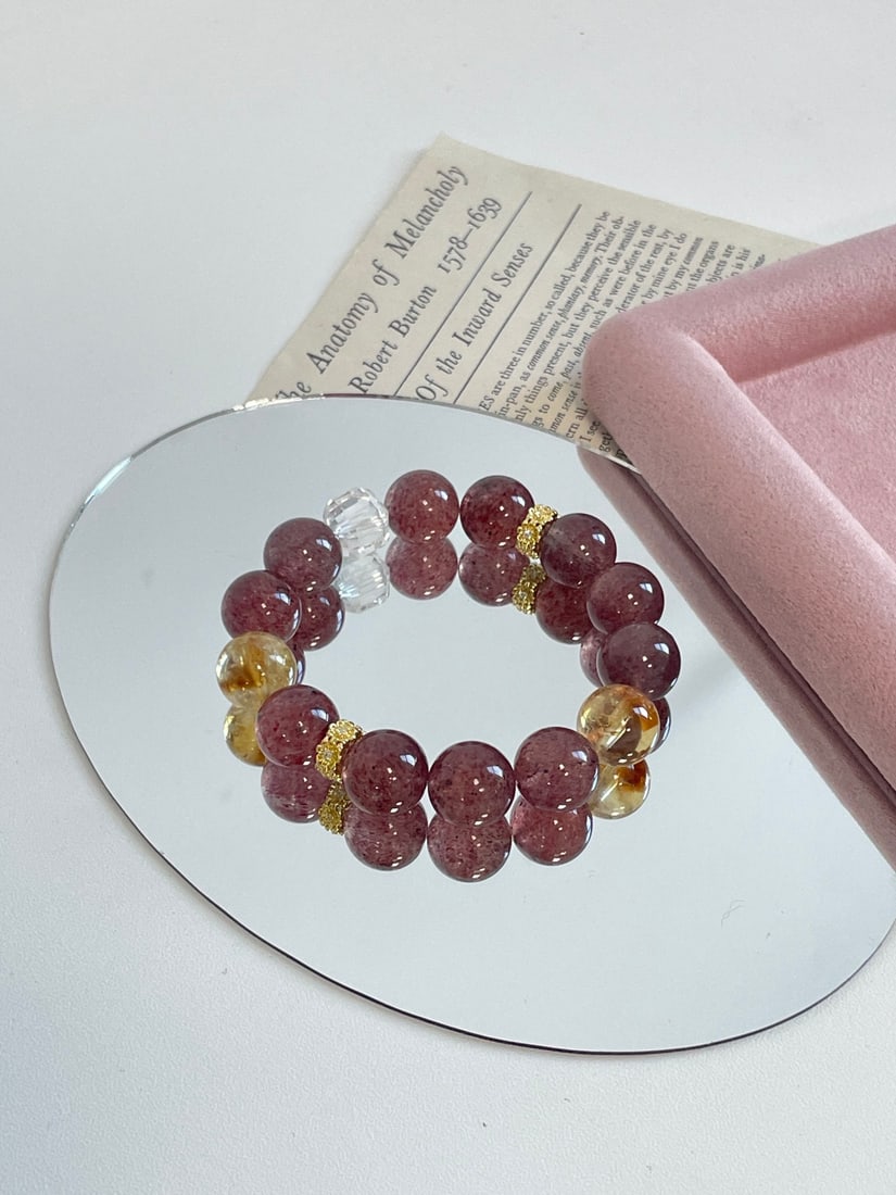 An Exquisite Crystal Bracelet: An Exquisite Crystal Bracelet,Size:0.5in 水晶手串