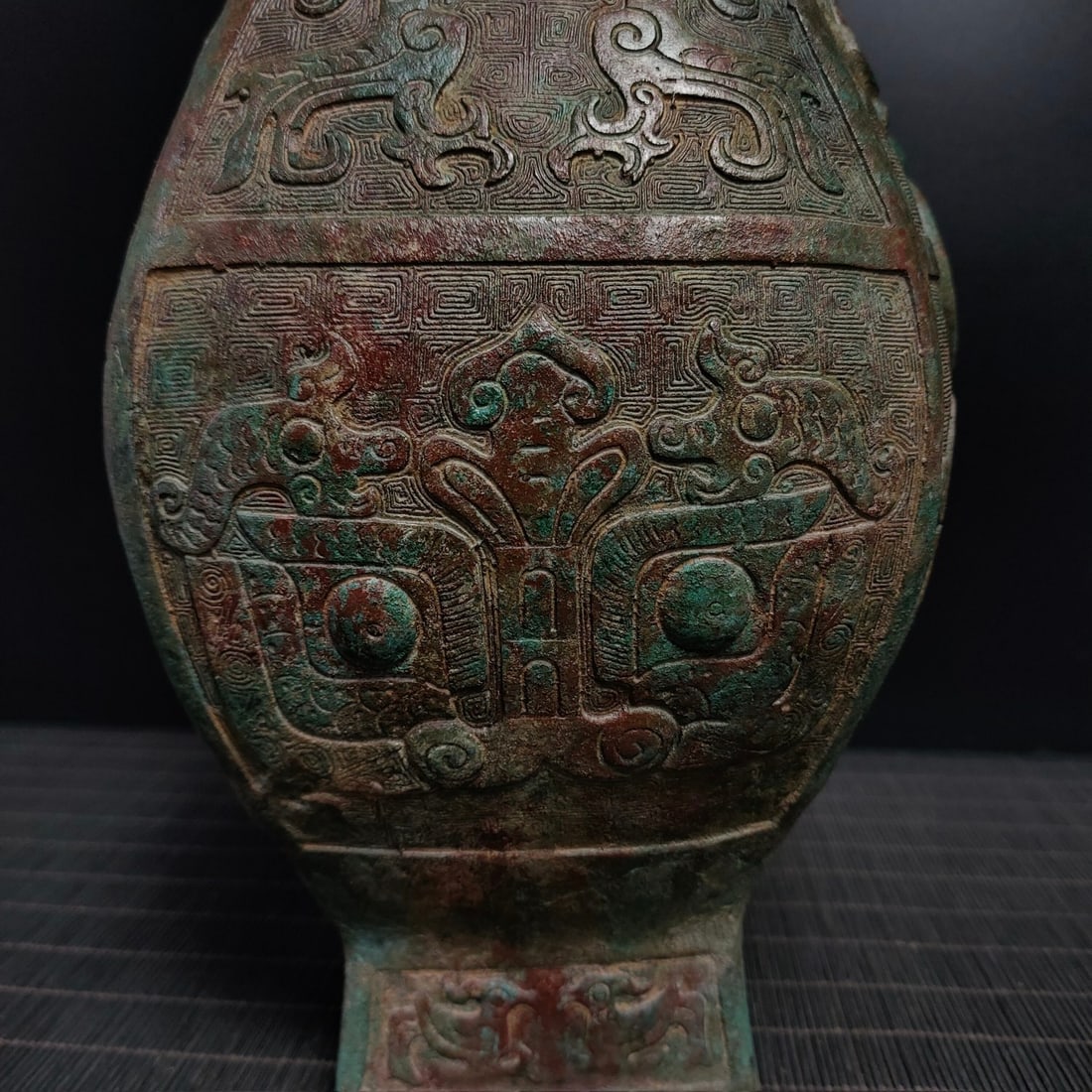 An Exquisite Bronze Beast-Face Pattern Double-Ears Vase - 5