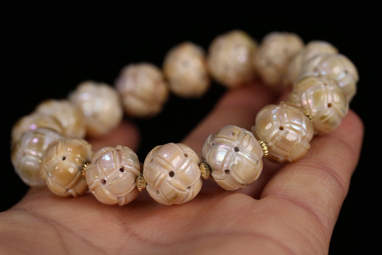 An Exquisite Pearl Bracelets - 3