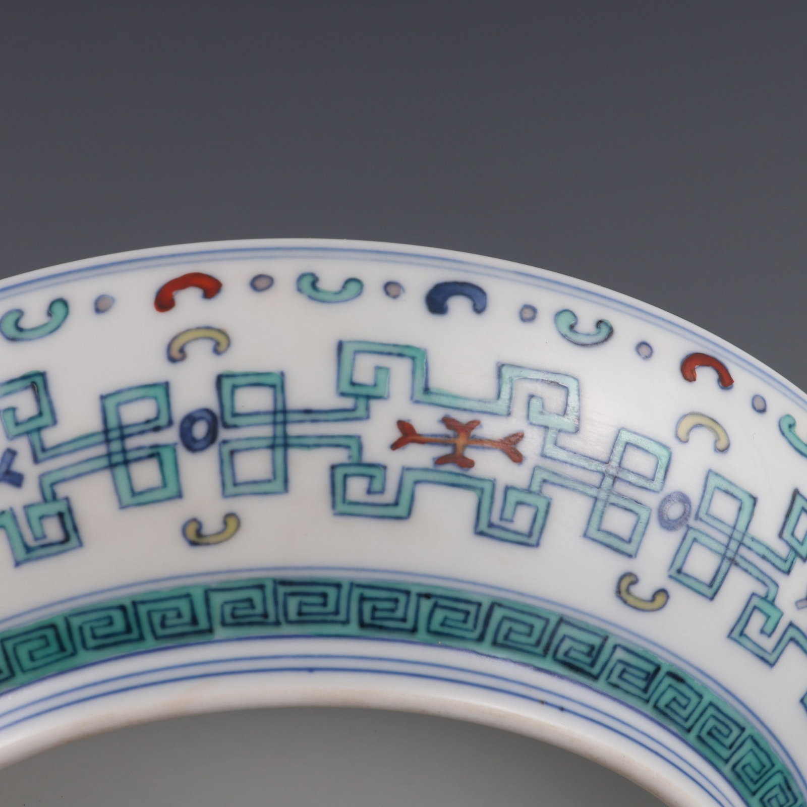 An Exquisite Doucai Peach Pattern Plate - 9
