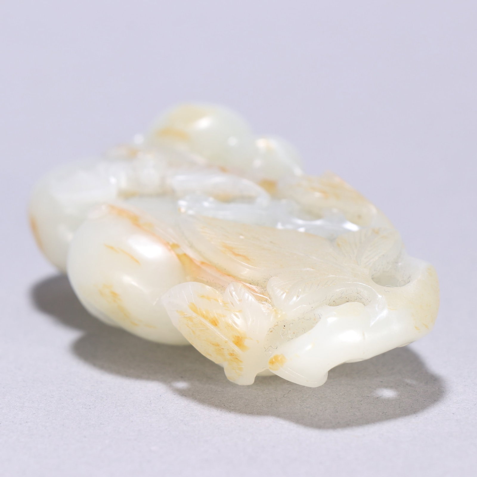 An Exquisite White Jade Bats Pattern Hand Piece - 9