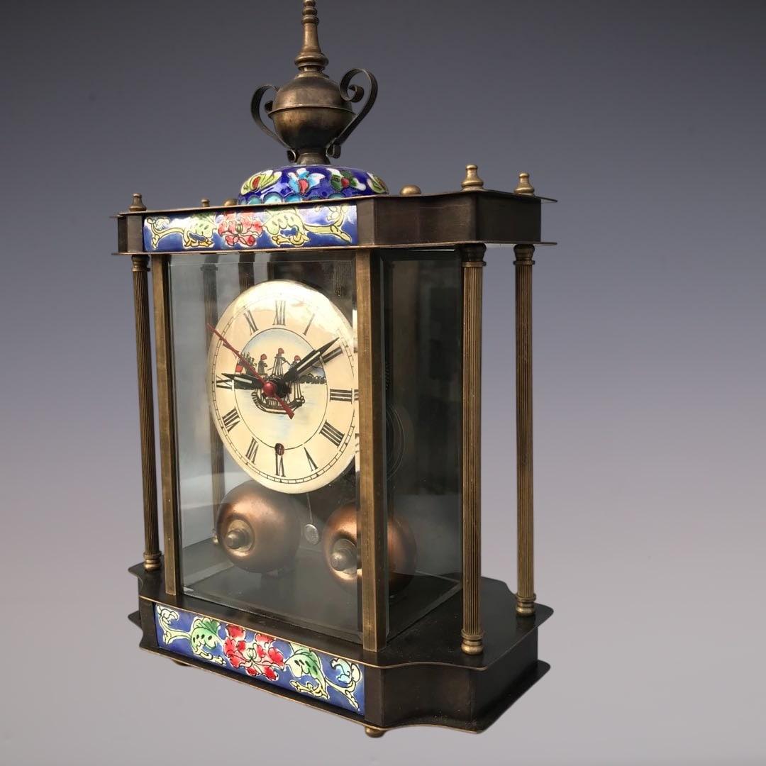 An Exquisite Bronze Lotus Pattern Clock - 2