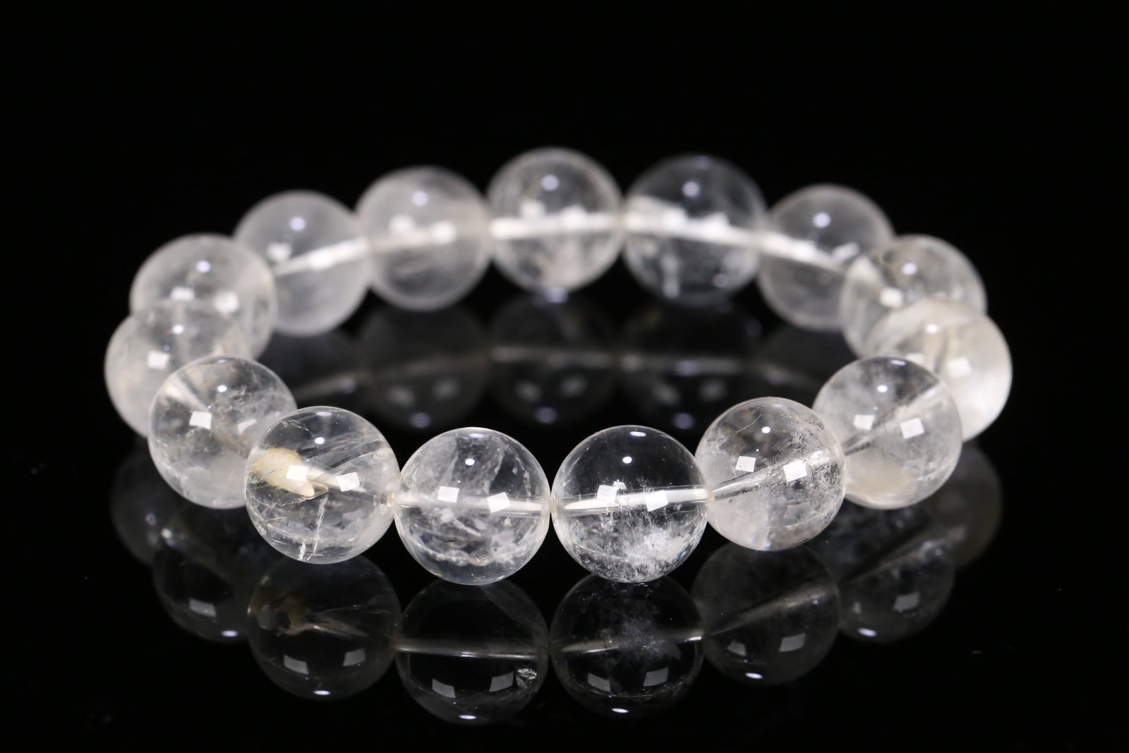 An Exquisite Crystal Bracelets - 2