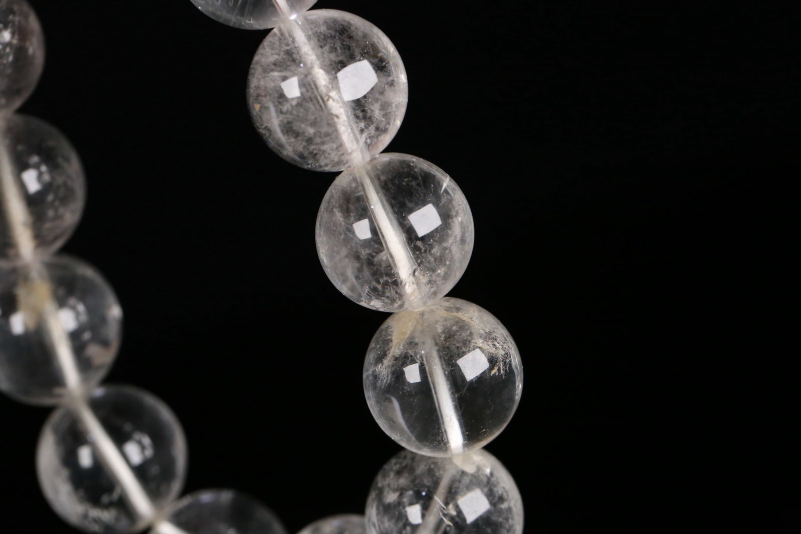 An Exquisite Crystal Bracelets - 8