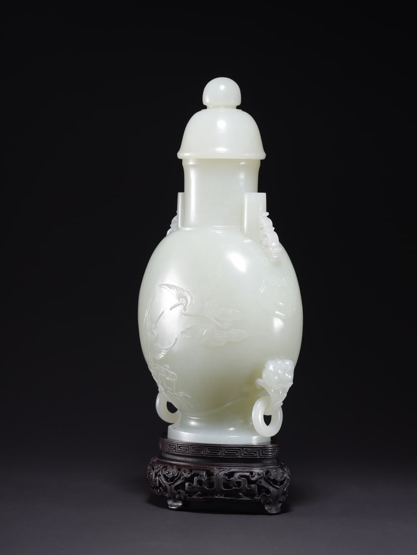 An Exquisite White Jade Crane Pattern Ganoderma lucidum Pattern Vase - 2