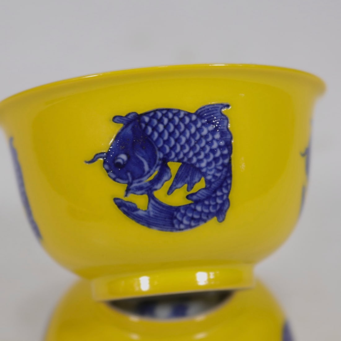 An Exquisite Blue and White Fish Pattern Cup - 3