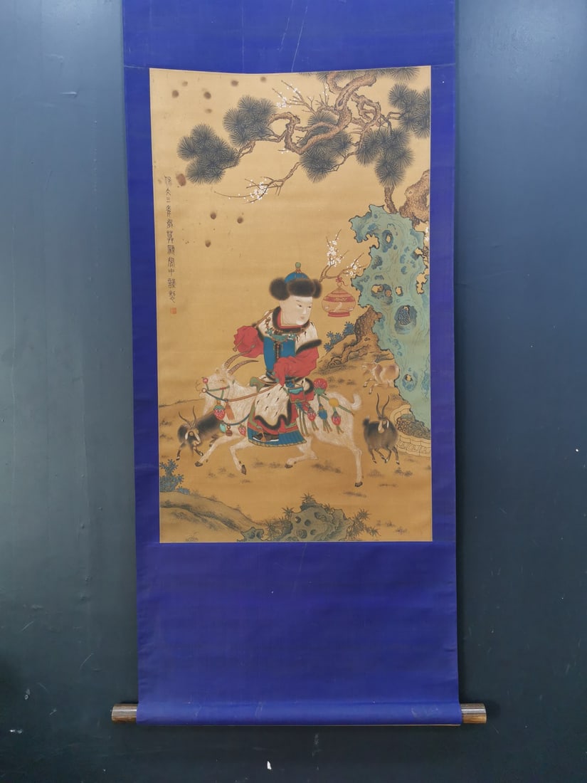 A Chinese Vertical Scroll Ink Painting of Character and Story on Silk: A Chinese Vertical Scroll Ink Painting of Character and Story on Silk Gu minzhong Size:35inx20.5in顾闳中婴戏图 绢本立轴Size:89cmx52cm
