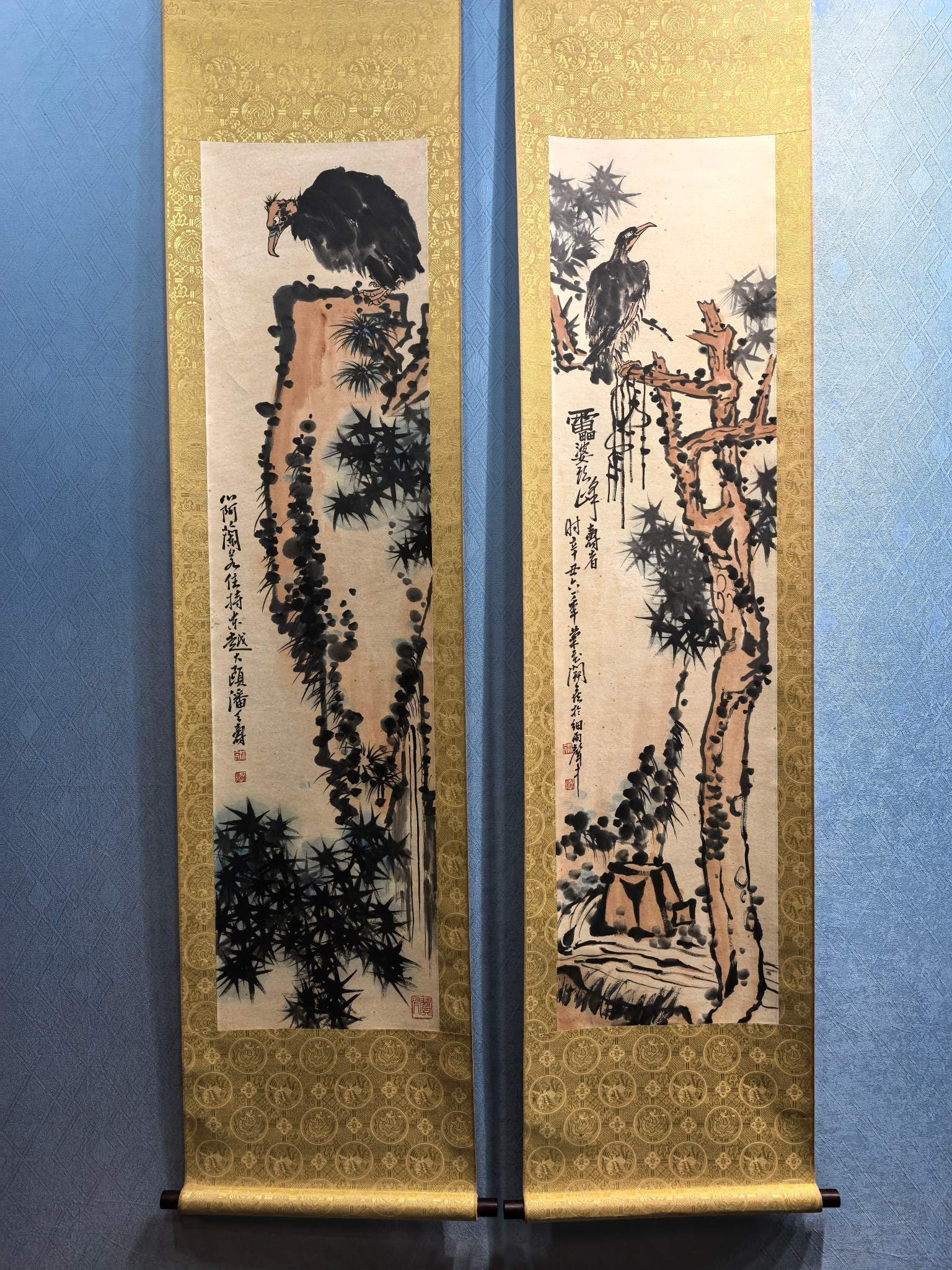 A Chinese Vertical Scroll Ink Painting of Flower and Bird on Paper: A Chinese Vertical Scroll Ink Painting of Flower and Bird on Paper Pan tianshou Size:13.6inx53.5in潘天寿花鸟对屏 纸本立轴Size:34.6cmx1