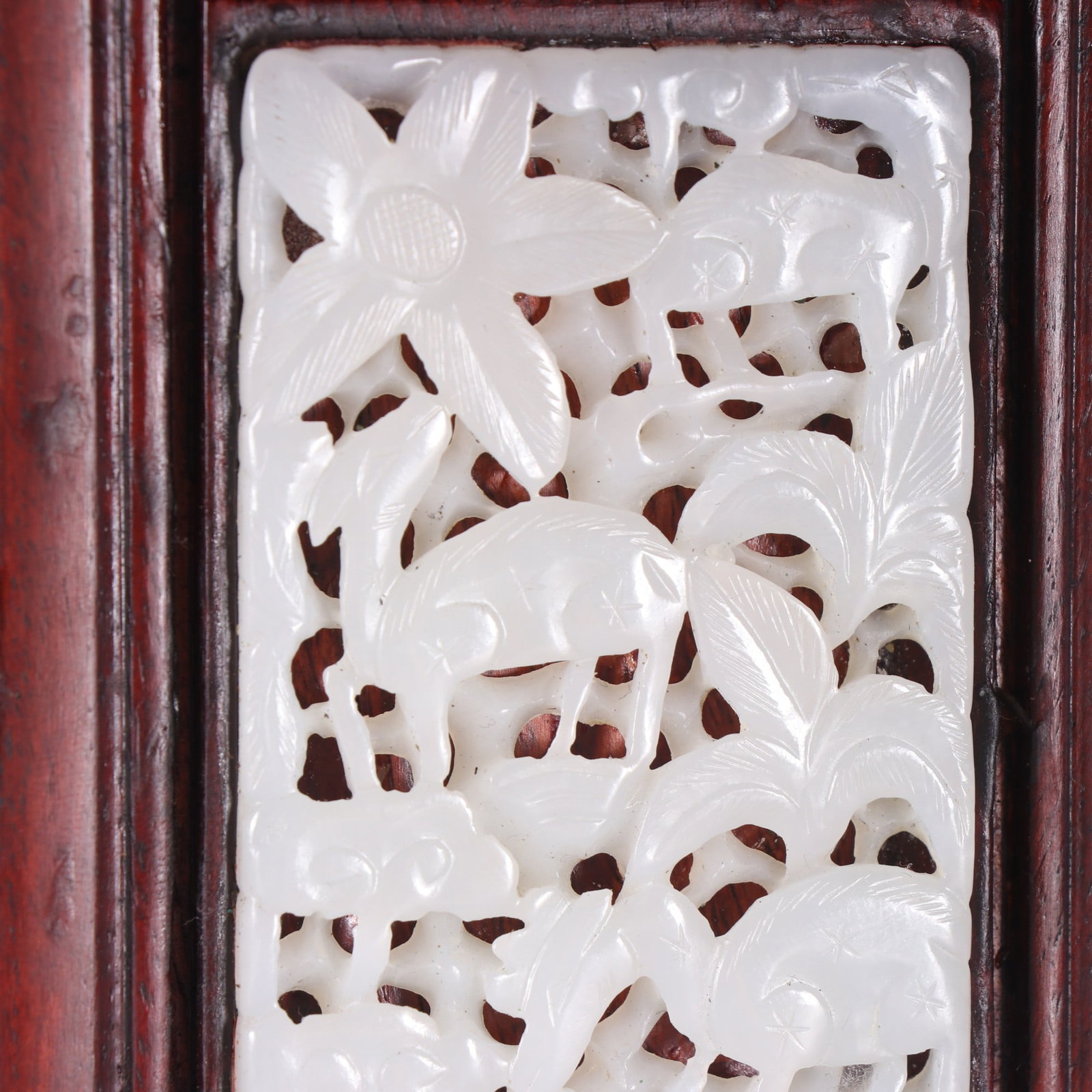 An Exquisite White Jade Sika Deer Pattern Flower Pattern Screen - 6