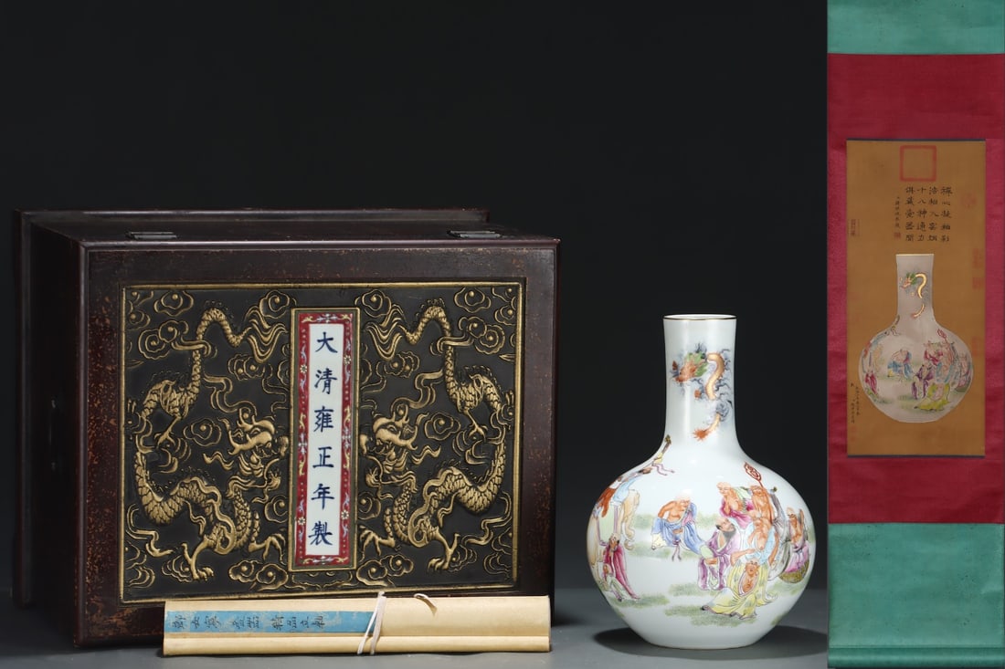 An Exquisite Famille-Rose Painted Gold Character and Story Pattern Vase: An Exquisite Famille-Rose Painted Gold Character and Story Pattern Vase Qing Dynasty, China Yongzheng Six-character Mark Without frame Size:26.4inx11.6in Size:13inx8.7in 粉彩人୰