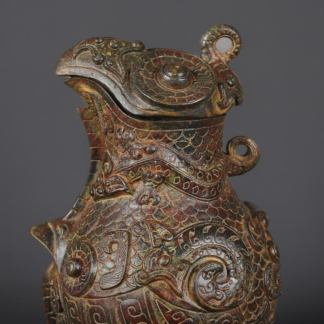 An Exquisite Bronze Beast-Face Pattern Vase - 7