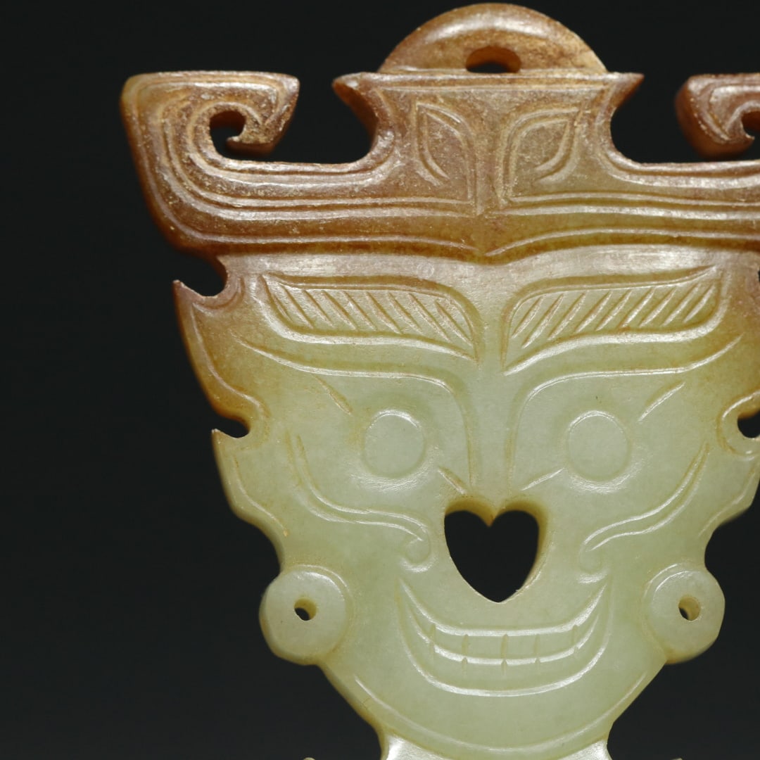 An Exquisite White Jade Human Face Pattern Pendant - 6