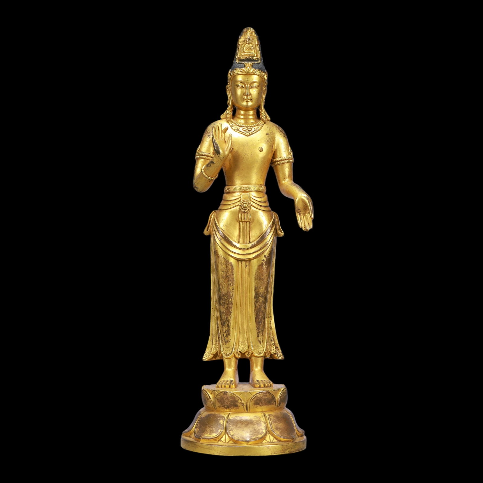 A Exquisite Gilt Bronze Statue of Avalokitesvara: A Exquisite Gilt Bronze Statue of Avalokitesvara Ming Dynasty, China Size:4.3inx15in Weight:2700g铜鎏金观音 中国明代 Size:11cmx38cm Weight:2700g