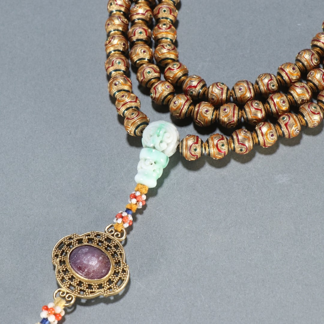 An Exquisite Gilt Bronze Bracelets - 3