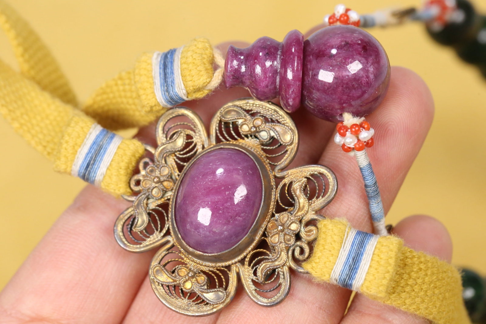 An Exquisite Jadeite Bracelets - 8