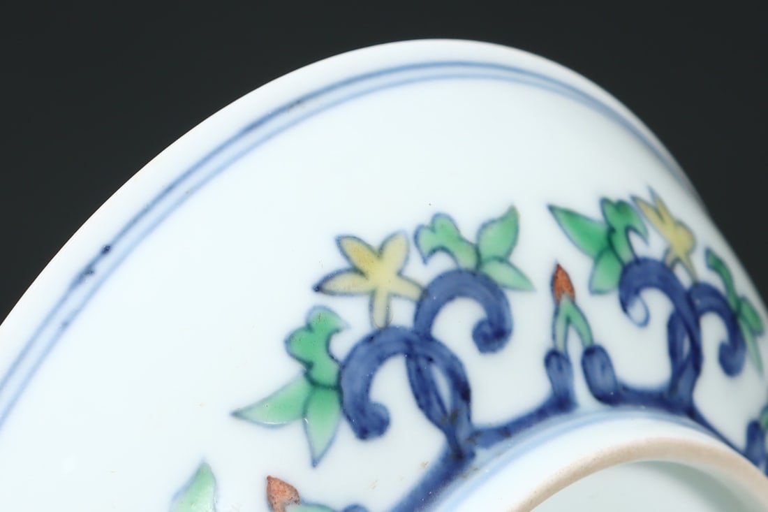 An Exquisite Doucai Dragon Pattern Flower Pattern Plate - 8