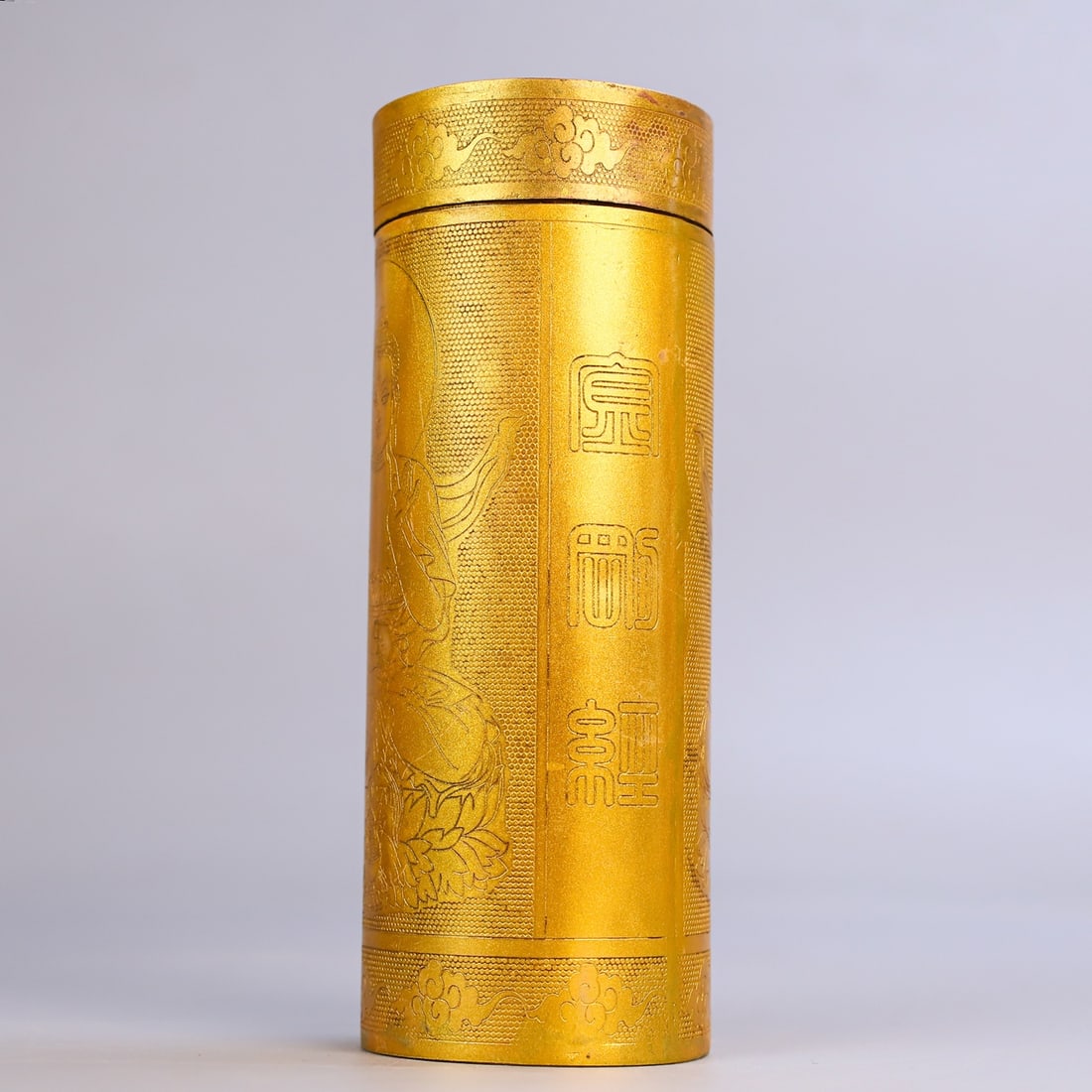 An Exquisite Gilt Bronze Buddha Statue Pattern With Scriptures Ornament: An Exquisite Gilt Bronze Buddha Statue Pattern With Scriptures Ornament Tang Dynasty, China Zhenguan Four-character Mark Size:7.5inx2.8in Weight:502g