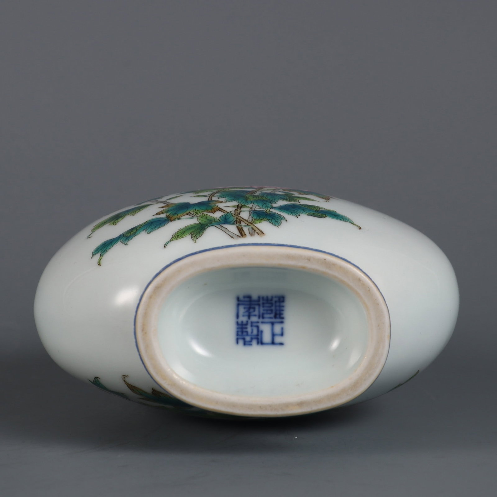 An Exquisite Enamel Flower Pattern Double-Ears Vase - 8
