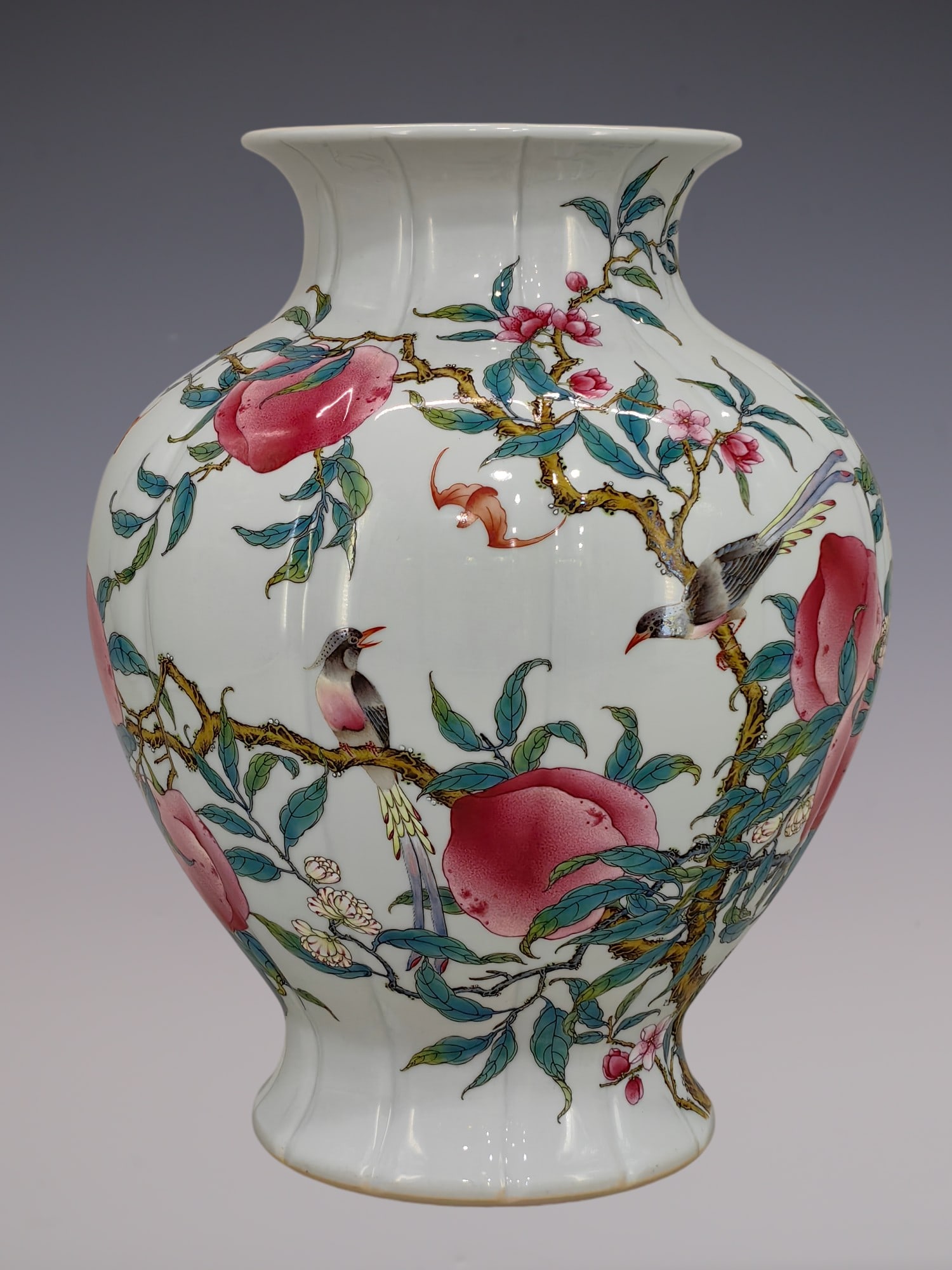 An Exquisite Enamel Bats and Peach Pattern Flower and Bird Pattern Vase: An Exquisite Enamel Bats and Peach Pattern Flower and Bird Pattern Vase Qing Dynasty, China Yongzheng Six-character Mark Size:13inx10.6in珐琅彩绶带鸟桃子
