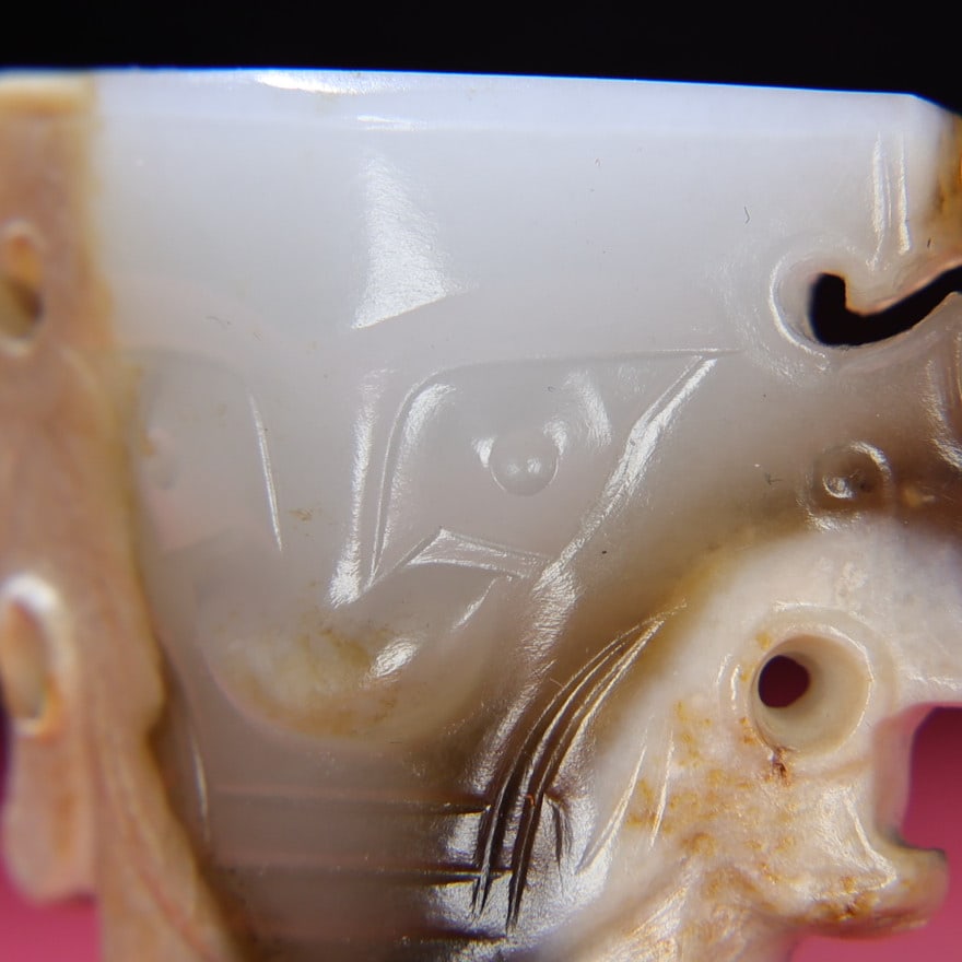 An Exquisite White Jade Human face Pattern Pendant - 4