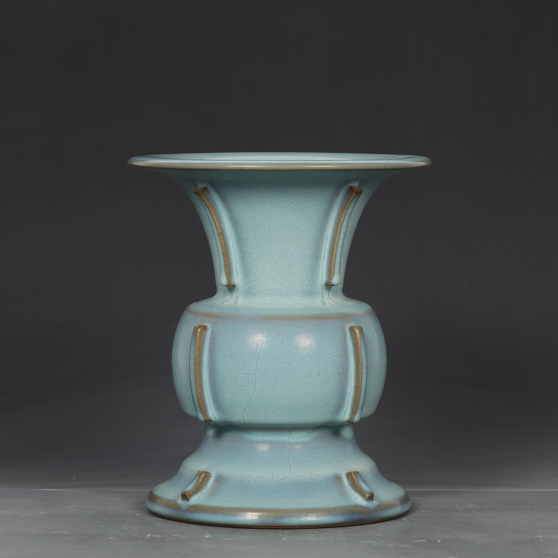 An Exquisite Jun yao Vase - 2