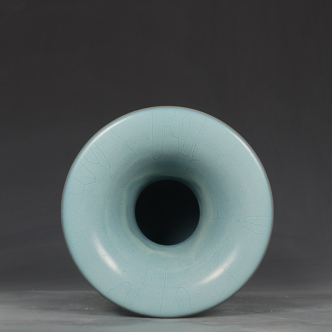 An Exquisite Jun yao Vase - 8